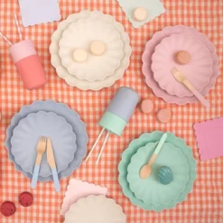 Meri-Meri Meri Meri Small Pink Reusable Bamboo Plates (Pack Of 6) -Meri Toys Deals Sales Store GUEST 530c2601 eb70 450b a166 8904fa0b9238