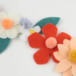 Meri-Meri Meri Meri Felt Flower Garland (Pack Of 1) -Meri Toys Deals Sales Store GUEST 6ad2237c 9f35 4cbd 872a f88337d77dcc