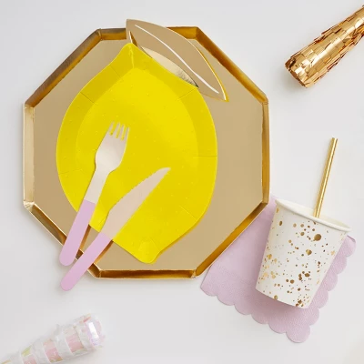 Meri-Meri Meri Meri Pink Wooden Cutlery Set (Pack Of 24) 3 Meri-Meri Meri Meri Pink Wooden Cutlery Set (Pack Of 24) - Image 3