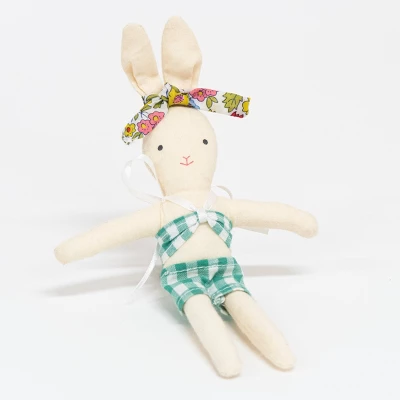 Meri-Meri Meri Meri Caravan Bunny Mini Suitcase Doll (Pack Of 1) 2 Meri-Meri Meri Meri Caravan Bunny Mini Suitcase Doll (Pack Of 1) - Image 2