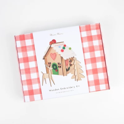 Meri-Meri Meri Meri Wooden Embroidery Gingerbread House Kit (Pack Of 1) 5 Meri-Meri Meri Meri Wooden Embroidery Gingerbread House Kit (Pack Of 1) - Image 5